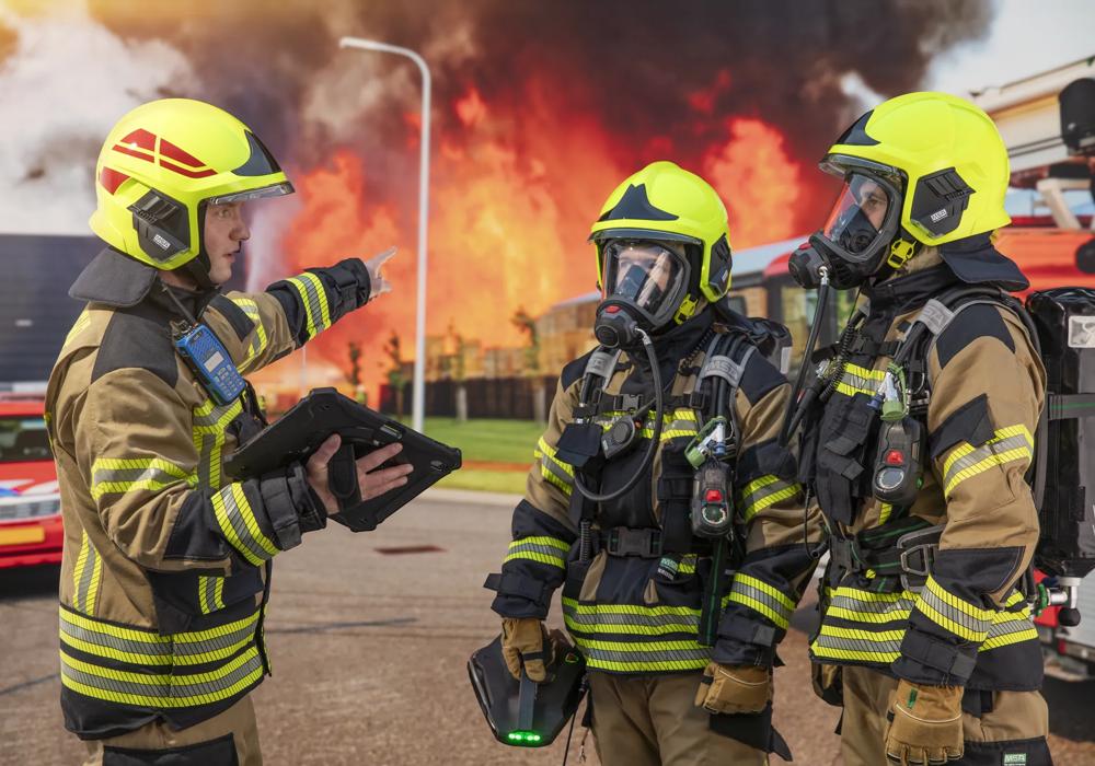 Connected Firefighter - M1 Repeater | MSA Safety | Germany